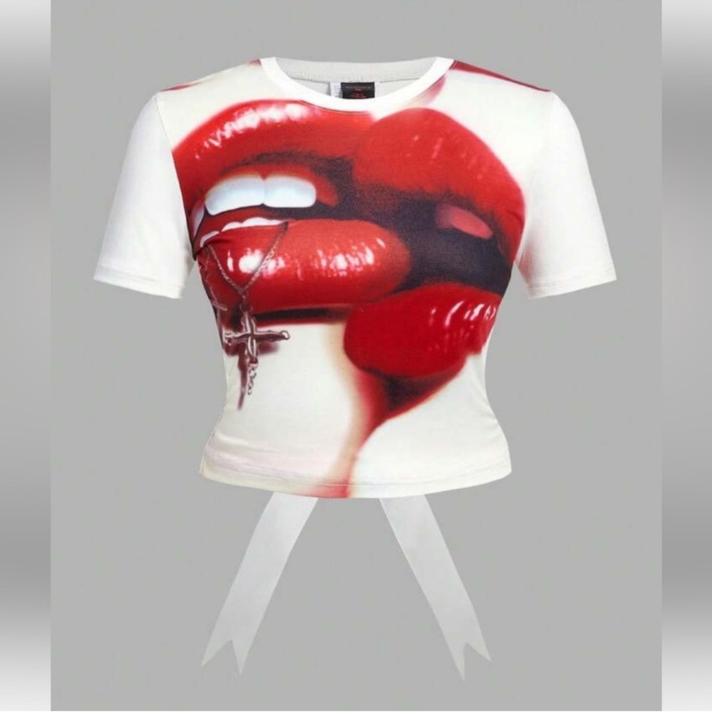 Grunge Punk Open Back
Tee